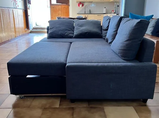 Casa Spaziosa: * Adelfia